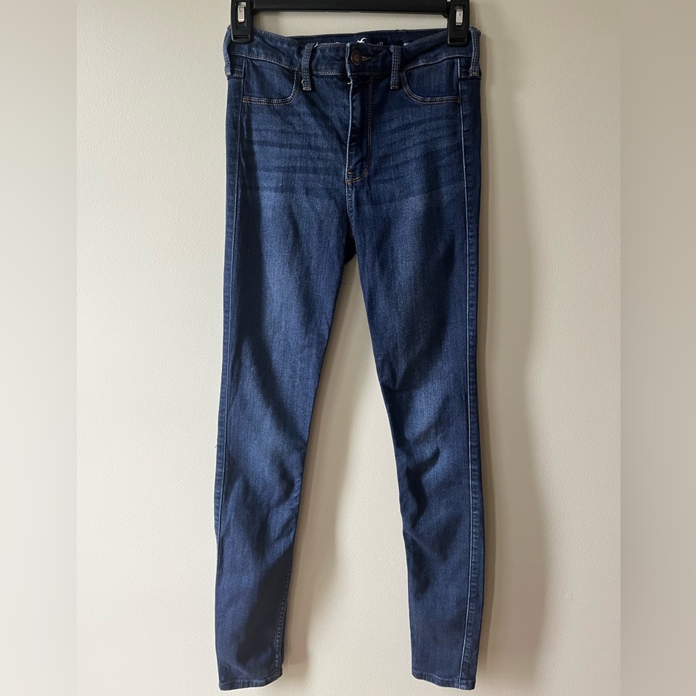 Hollister Medium wash high rise jean legging  Size 5L